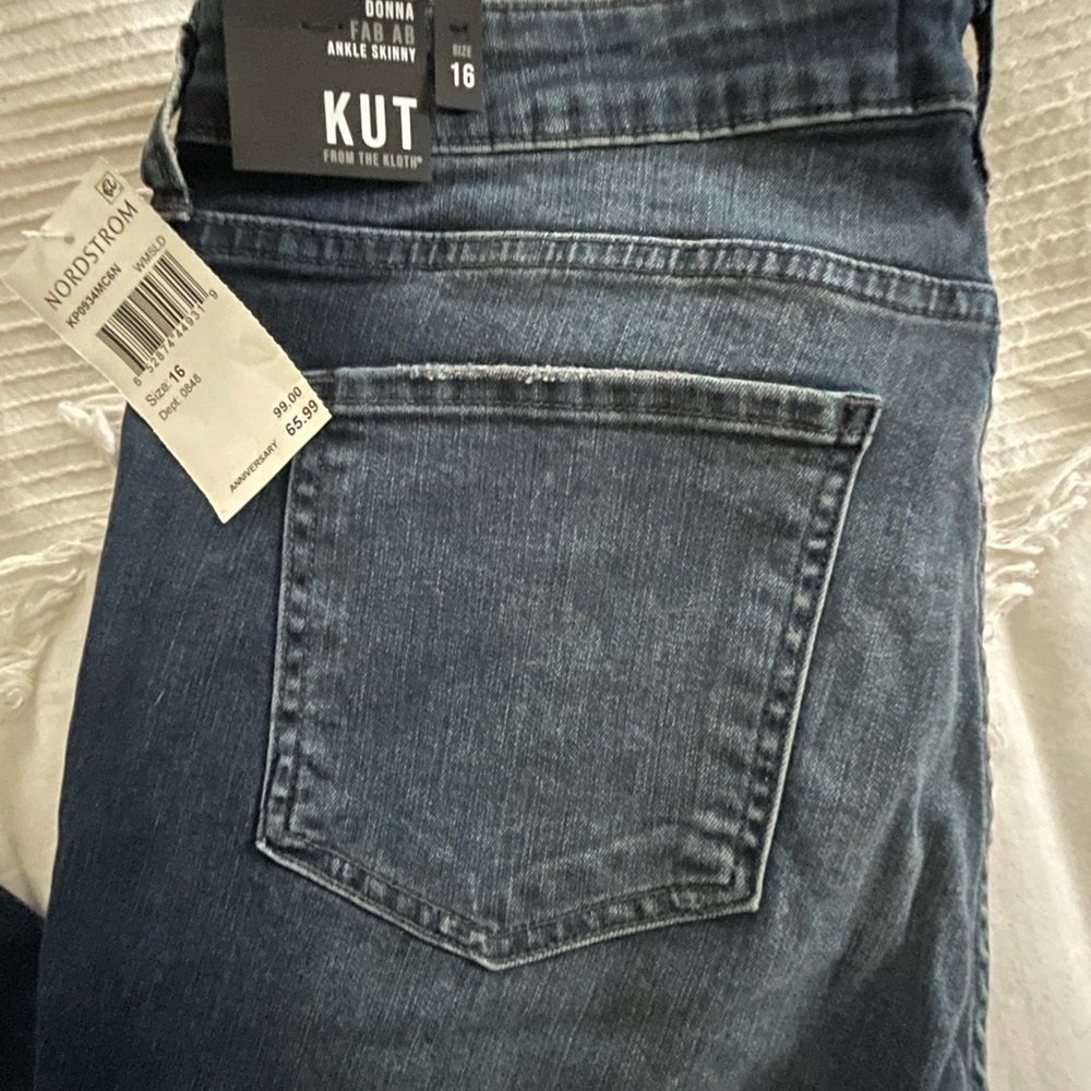 Kut from the Kloth Blue Jeans